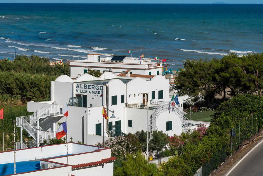 Albergo Villa A Mare ペスキチ エクステリア 写真